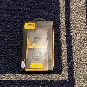 Defender otterBox for size iPhone 8 and 7